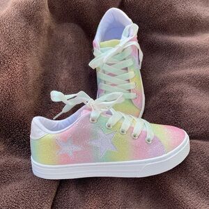 NWOT Girls Shoes